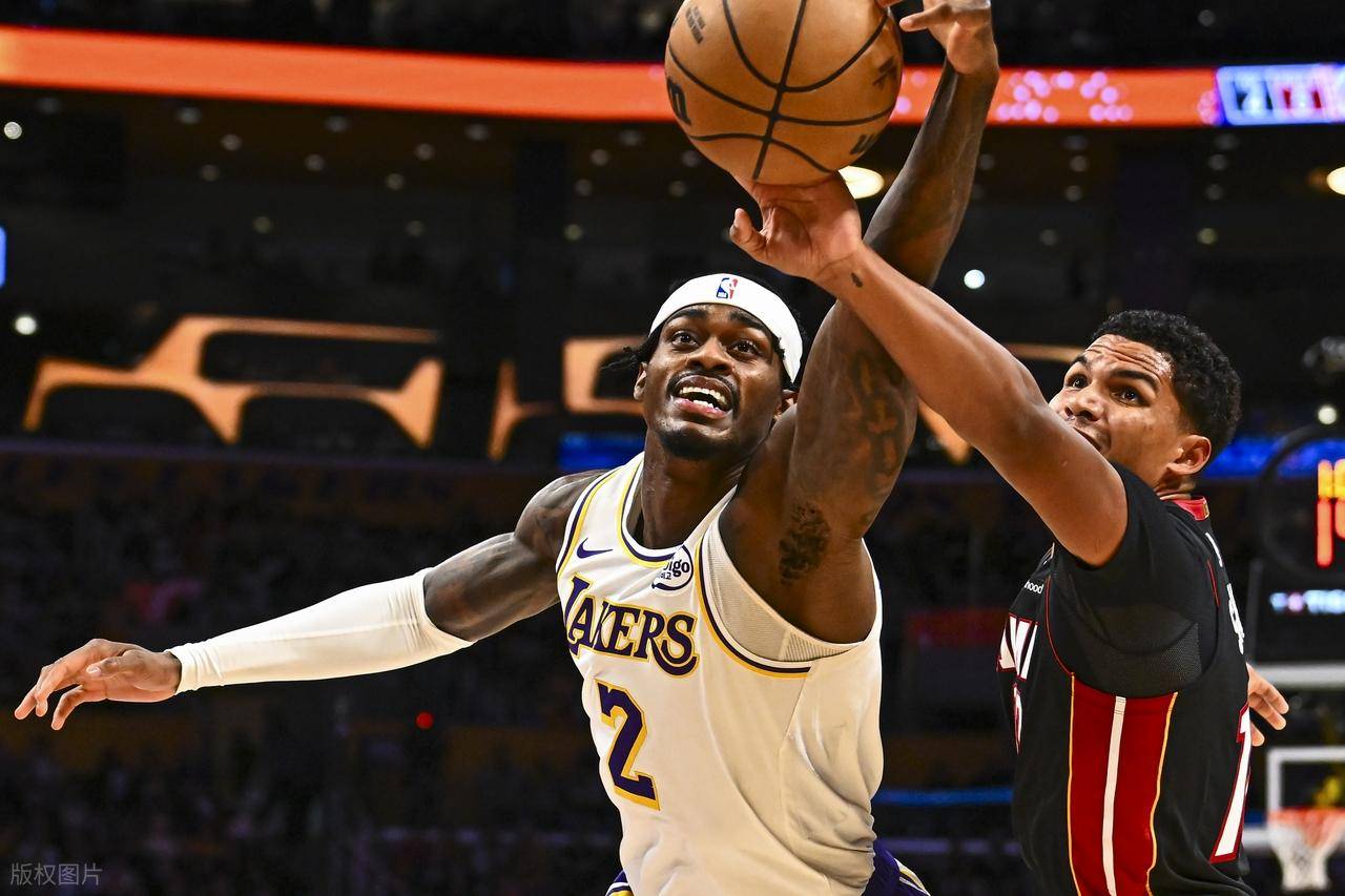 西亚卡姆赛事官方发布突破纪录新规洛杉矶湖人关键时刻远射贴柱,媒体一致点评:今晨山东泰山备战亚冠的简单介绍 西亚卡姆赛事官方发布突破纪录新规洛杉矶湖人关键时刻远射贴柱,媒体一致点评:今晨山东泰山备战亚冠的简单介绍