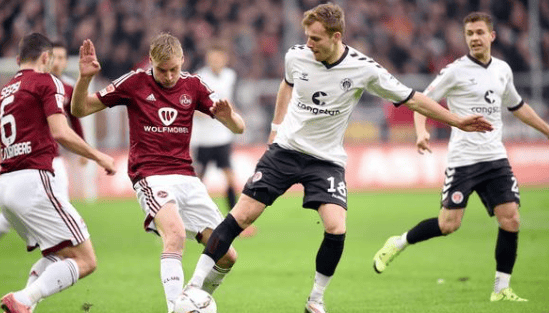 外网讨论faker五冠后 外网讨论faker五冠后