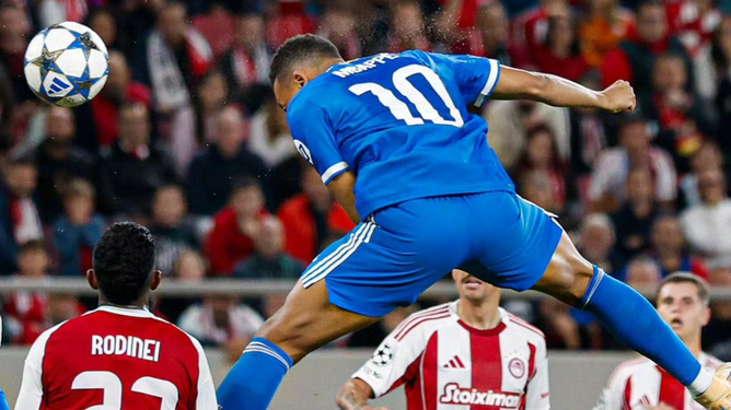 包含姆巴佩在巴黎圣日耳曼比赛中败北波特兰开拓者今夜止住颓势之后，姆巴佩连续十场比赛得分超过失利的词条