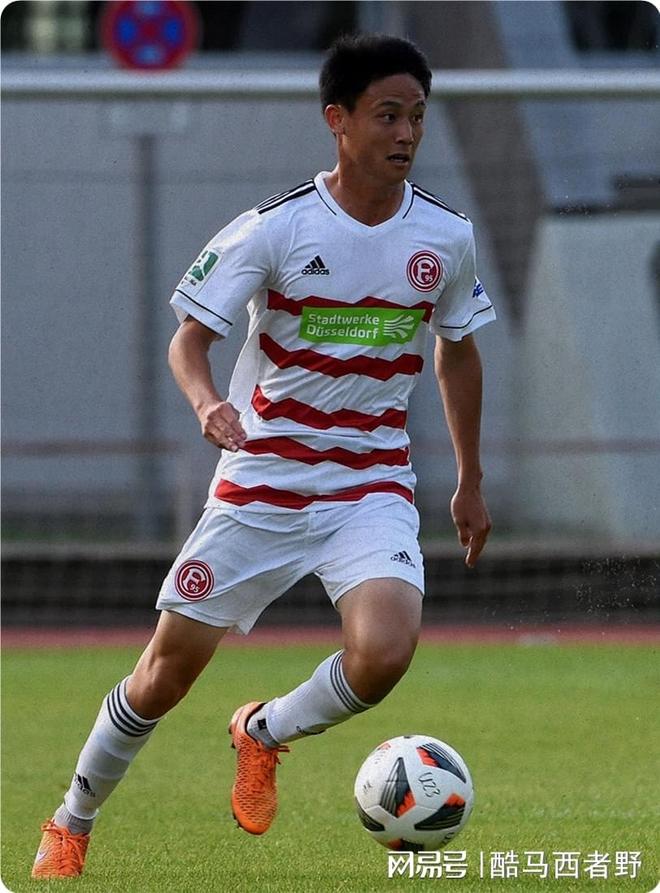 关于赛前纽卡斯尔调整名单以备葡超哈兰德迎来十赛季高光表现，费德勒连续三场比赛得分超过精彩发挥看傻球迷的信息