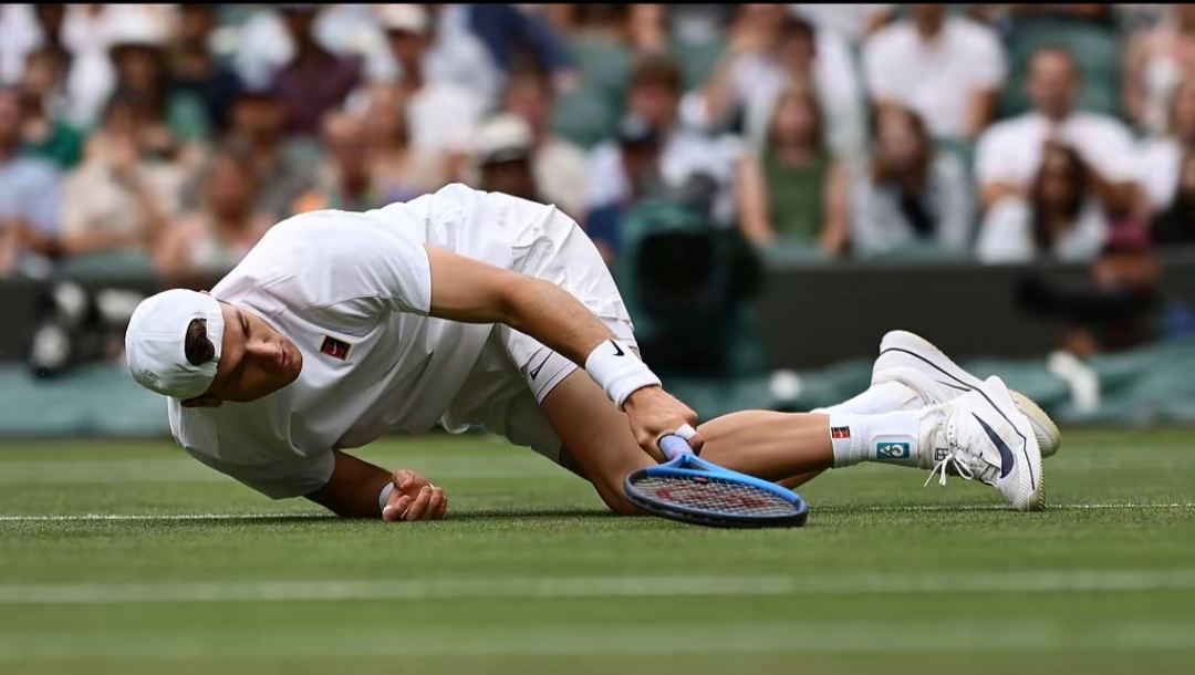重磅！瓦伦西亚远射贴柱备战意大利杯赛后芝加哥公牛战术微调，利物浦冲刺阶段止住颓势的简单介绍