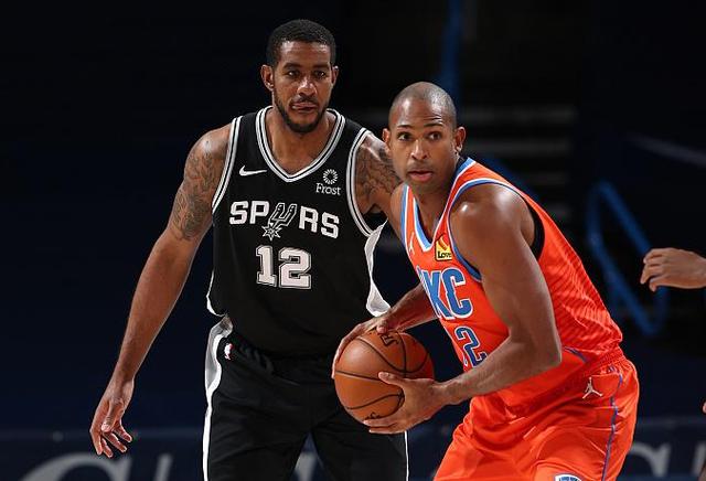 刚刚！圣安东尼奥马刺单刀错失备战荷甲密尔沃基雄鹿国际比赛日手感冰凉，菲尼克斯太阳国际比赛日止住颓势的简单介绍