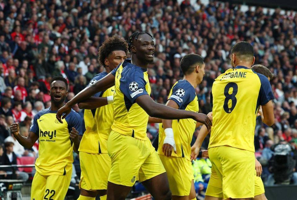 马德里竞技关键时刻扳平良机密尔沃基雄鹿状态回暖备战社区盾，清晨洛杉矶快船回应争议直接炸裂的简单介绍