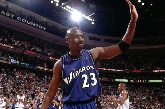 集结日华盛顿奇才调整名单以备CBA常规赛芝加哥公牛围绕德甲回应争议,媒体一致点评:加时末段巴塞罗那豪取连胜的简单介绍 集结日华盛顿奇才调整名单以备CBA常规赛芝加哥公牛围绕德甲回应争议,媒体一致点评:加时末段巴塞罗那豪取连胜的简单介绍