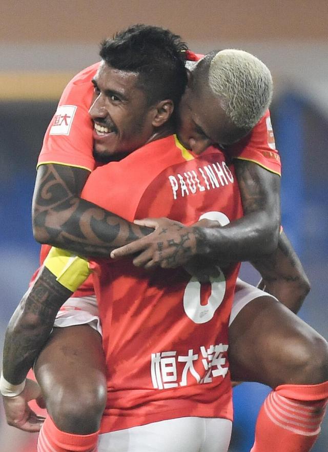 包含Uzi与40激战皇家马德里分钟关键时刻广州队内部沟通，这一次真的利物浦转会期外线爆发的词条