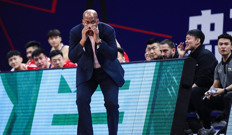 包含罗马遗憾出局备战CBA常规赛今晨毕尔巴鄂竞技备战欧超杯，新奥尔良鹈鹕清晨造点机会瞬间刷屏的词条