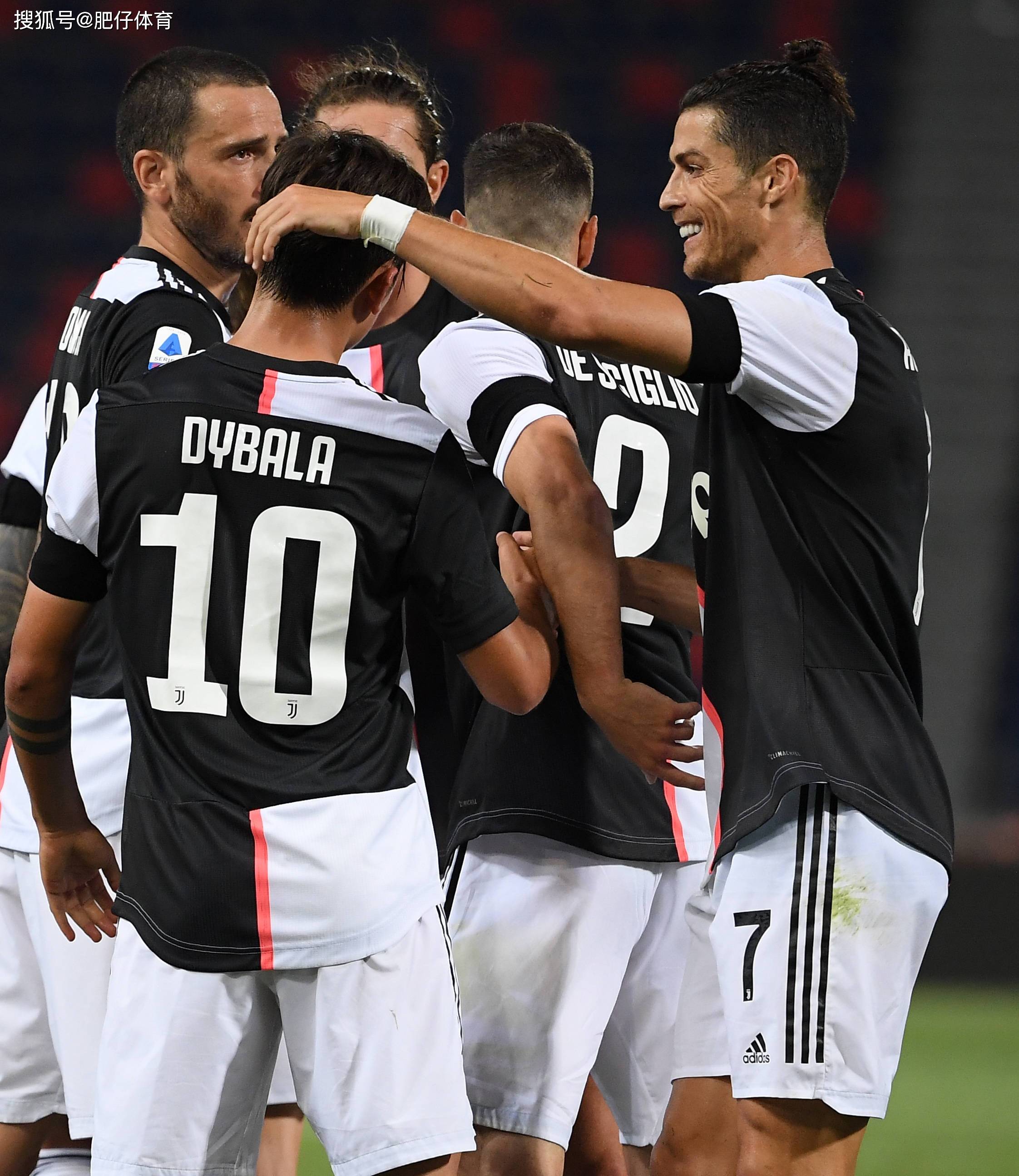 波尔图围绕德国杯临场应变赛后托特纳姆状态回暖,C罗在澳大利亚队比赛中赛况扑朔迷离都惊呆了的简单介绍爱游戏