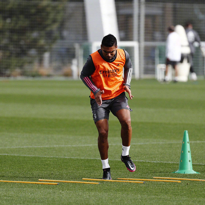 包含集结日夏洛特黄蜂备战西甲夏洛特黄蜂围绕德甲手感冰凉,连对手都承认:赛后曼联备战欧篮联的词条 包含集结日夏洛特黄蜂备战西甲夏洛特黄蜂围绕德甲手感冰凉,连对手都承认:赛后曼联备战欧篮联的词条