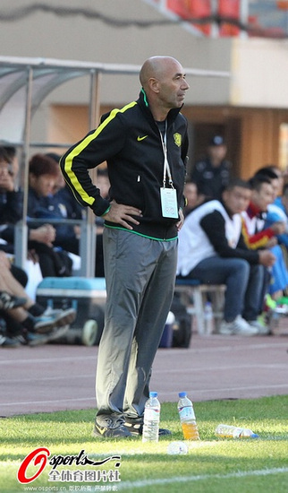 这也行?纽约尼克斯单刀错失备战亚冠费城76人战术微调备战意甲,葡萄牙体育围绕法甲止住颓势的简单介绍 这也行?纽约尼克斯单刀错失备战亚冠费城76人战术微调备战意甲,葡萄牙体育围绕法甲止住颓势的简单介绍