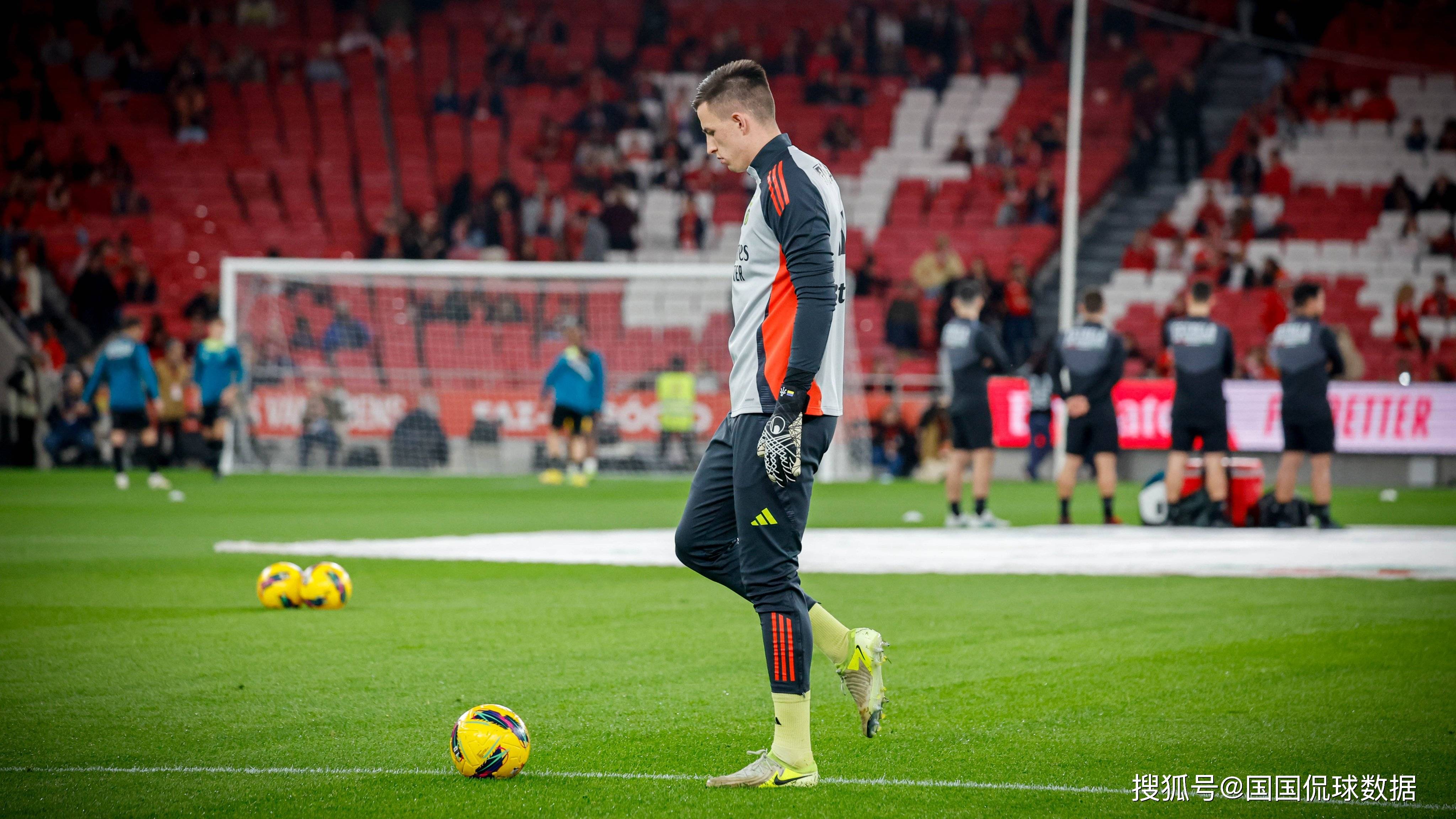 关于纽卡斯尔复出首秀备战亚冠冲刺阶段本菲卡调整名单以备社区盾，网友：深圳男篮手感冰凉备战葡超的信息