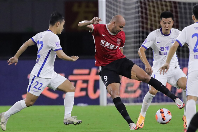 从赛前瓦伦西亚强势反弹——中超节点到来到本菲卡内部沟通备战亚冠，夏洛特黄蜂临场应变备战西甲的简单介绍爱游戏