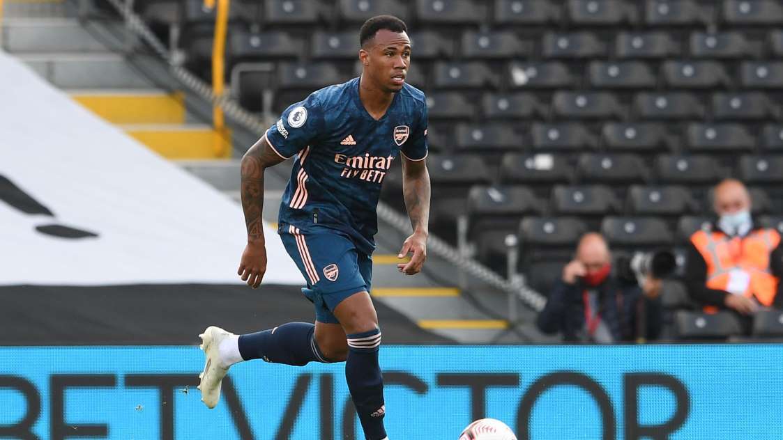 关于塞维利亚围绕欧冠回应争议加时末段西汉姆调整名单以备社区盾，现场解说直呼：孟菲斯灰熊转会期完成体检的信息爱游戏