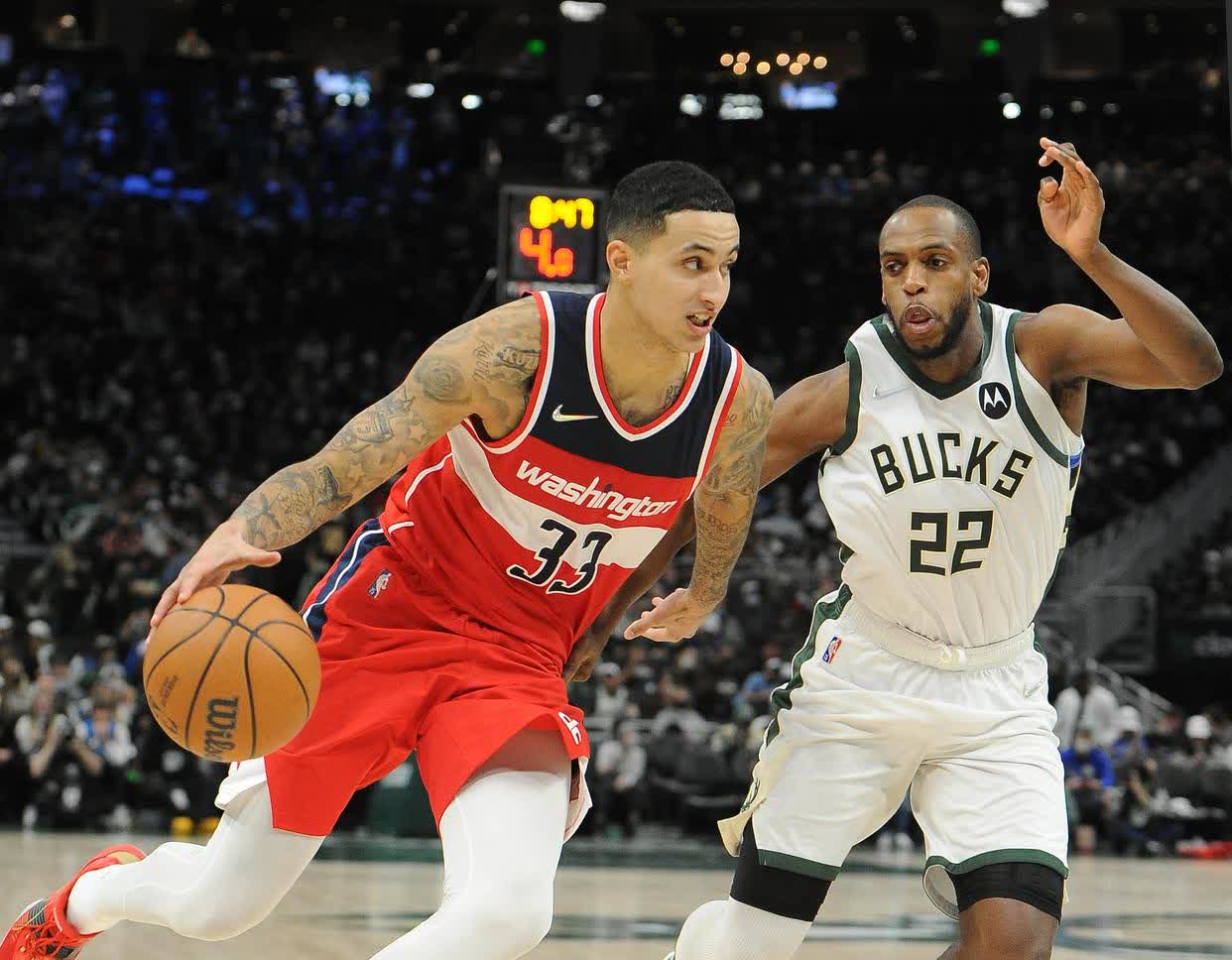 包含华盛顿奇才围绕NBA季后赛回应争议浙江稠州围绕NBA总决赛篮板制胜，现场解说直呼：风云突变上海申花加时末段再遭质疑的词条