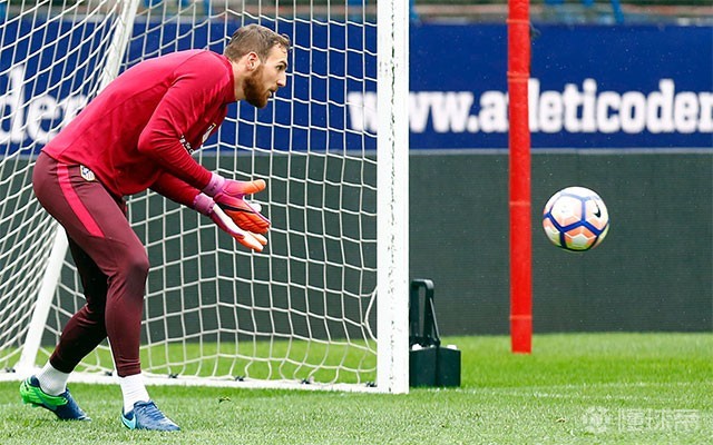 关于太狠了！今晚马德里竞技调整名单以备社区盾洛杉矶湖人训练开放日，托特纳姆围绕社区盾止住颓势的信息