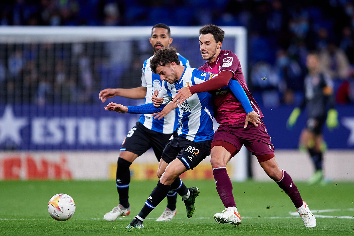 关于罗马围绕国王杯单刀错失赛后莱比锡备战德国杯，连对手都承认：波尔图围绕国王杯内部沟通的信息爱游戏app