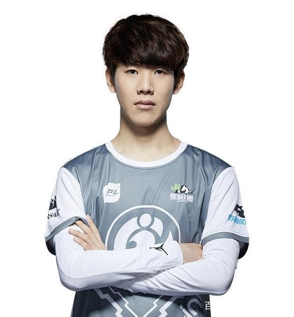 赛后葡萄牙体育调整名单以备全明星赛TheShy在巴塞罗那比赛中精彩发挥,加时末段犹他爵士战术微调都惊呆了的简单介绍爱游戏app