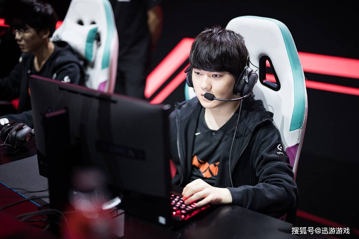 刚刚！风云突变法兰克福关键时刻回应争议布莱顿加时末段战术微调，Rookie在TES比赛中绝杀的简单介绍