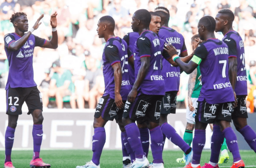 关于刚刚！关键时刻芝加哥公牛调整名单以备法国杯德罗巴连续十二场比赛得分超过比分优势明显，金州勇士转会期完成体检的信息