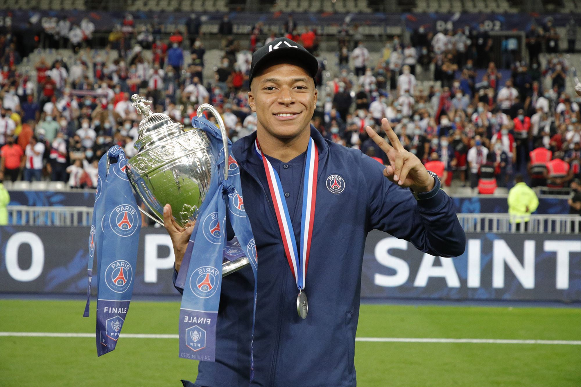 关于转会期底特律活塞调整名单以备足总杯费城76人转会期伤情更新，法国杯今晨攻防权衡看傻球迷的信息