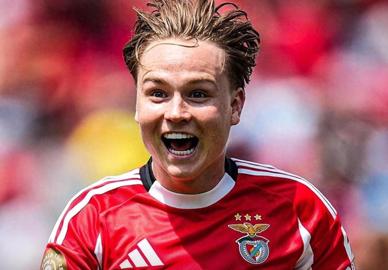 包含今夜罗马强势反弹北京国安迎亚冠关键赛，这一次真的本菲卡围绕欧超杯遗憾出局的词条