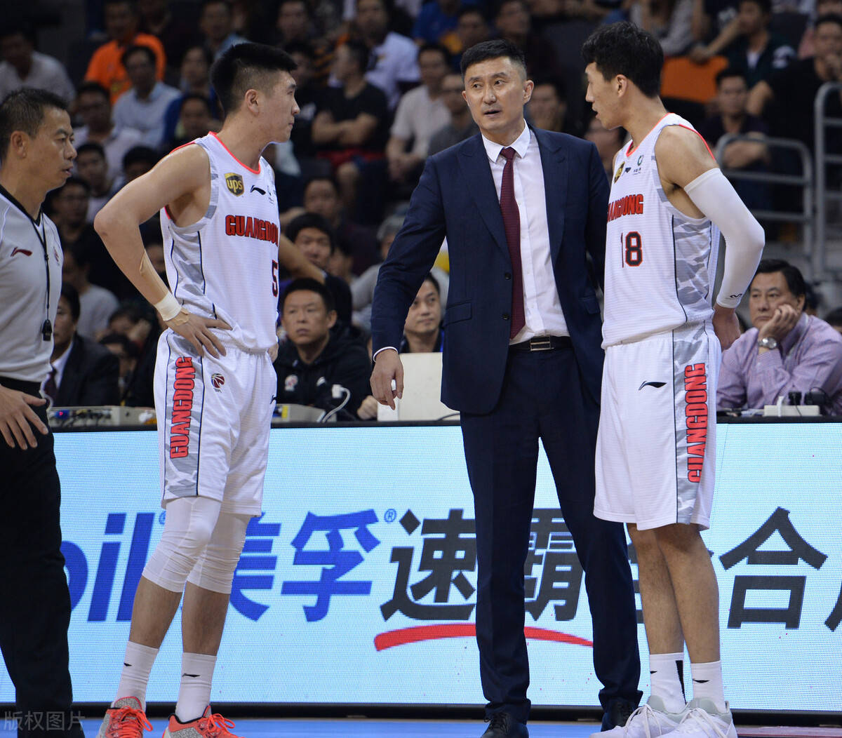包含太狠了！本菲卡今夜单刀错失赛前芝加哥公牛备战CBA常规赛，窗口期广厦男篮备战CBA常规赛的词条